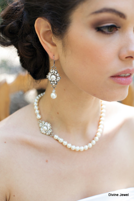 Mariage - Ivory swarovski pearl Bridal Earrings Rhinestone Wedding Earrings Chandeliers Earrings swarovski pearl crystal teardrop earrings CLAUDE