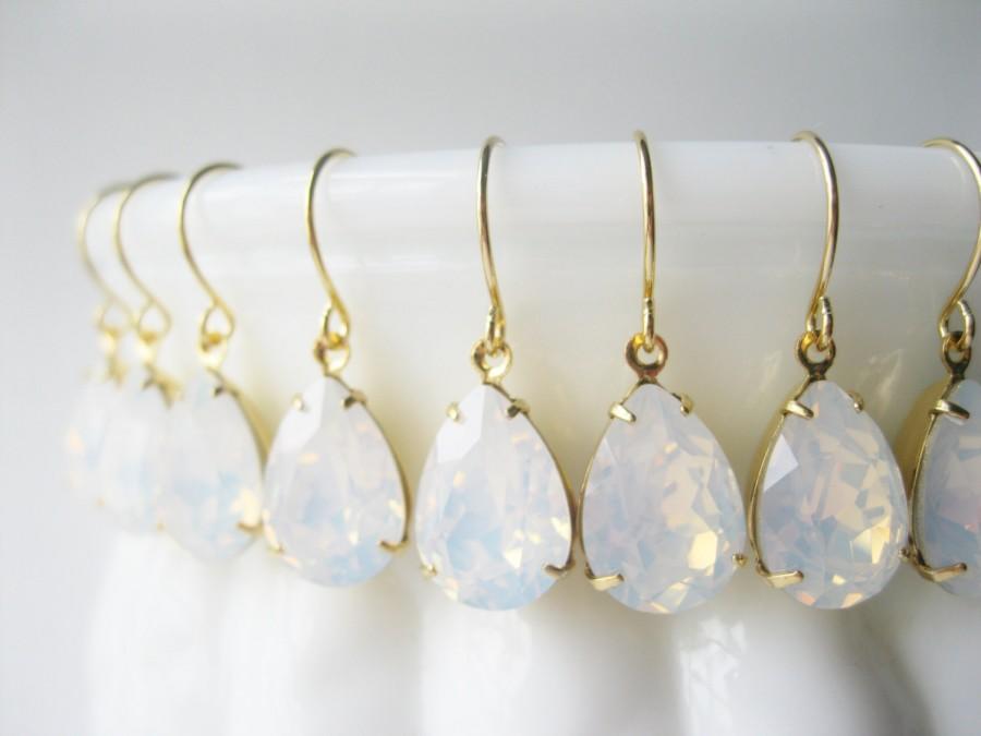 Hochzeit - Bridesmaid Earrings Set of 6 pairs White Opal Gold Plated Crystal Teardrop Earrings White Wedding Bridal Jewelry Sets Vintage Style Wedding