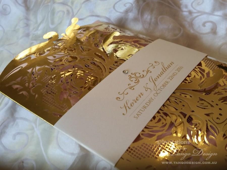 Wedding - Gold foil wedding invitation Laser cut Wedding card 50 LASERCUT invitations. Lace gold wedding invites Luxury metallic sparkly wedding cards