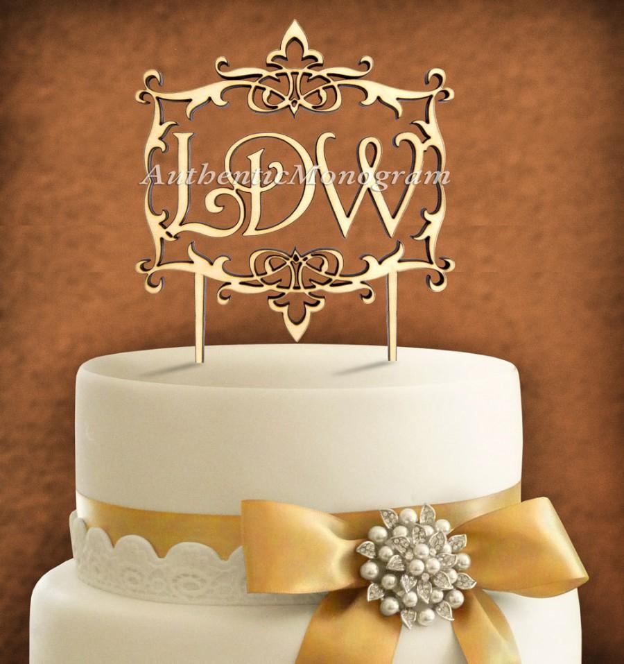 Hochzeit - 6inch Wooden PAINTED CAKE TOPPER Custom Framed Monogram  Wedding, Initial, Celebration, Anniversary, Birthday, Special Occasion 4109p