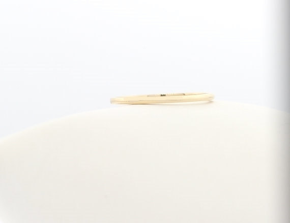زفاف - Very Thin Dainty 1.14mm 14K Wedding Band, Thin Band, Solid Gold Stacking Ring, Solid Gold Knuckle Ring, Simple Plain Band