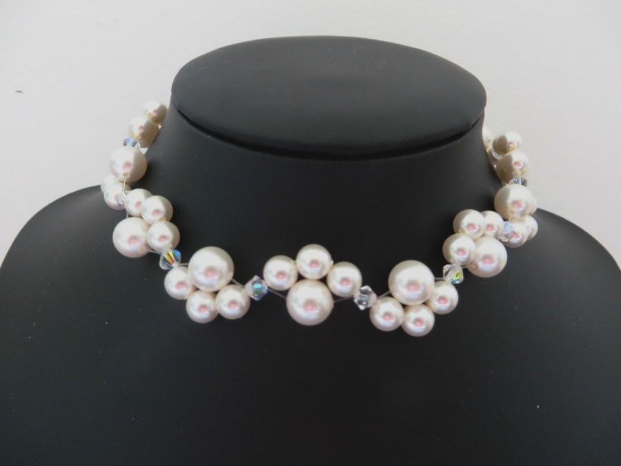 زفاف - White pearl necklace, Swarovski pearl necklace, White wedding, White bridal necklace, pearl bridal necklace, Pearl choker, Made in the UK