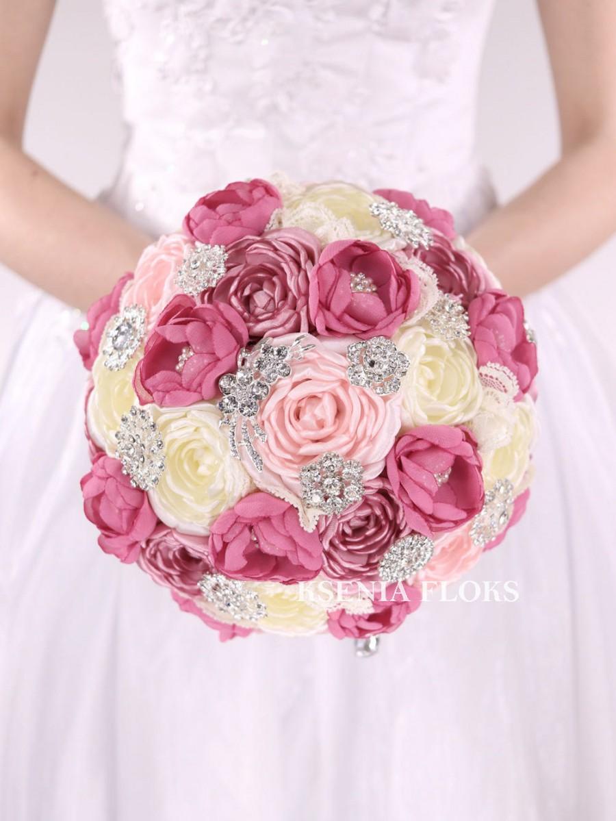 Mariage - Brooch Bouquet, Broach Bouquet, Fabric Bouquet, Unique Wedding Bouquet, Jewelry Bridal Bouquet, Bridesmaids Bouquet, Sale! Ready to ship!