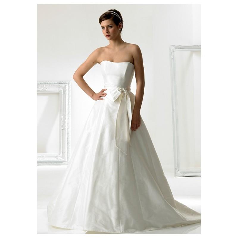 Свадьба - Nicola Anne Sara -  Designer Wedding Dresses