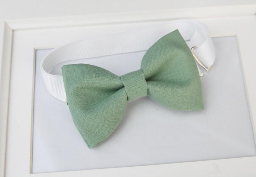 Hochzeit - Sage green bow-tie for baby toddler teens adult - Adjustable neck-strap