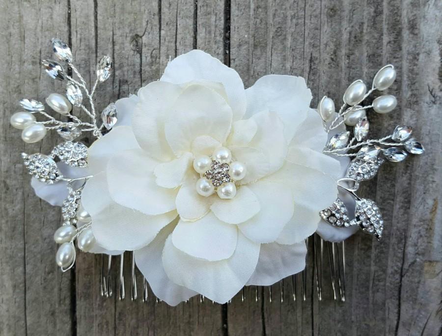 Hochzeit - Bridal Hair Comb, Wedding Comb, Ivory Comb, Floral Wedding Comb, ivory Bridal Comb,  Ivory Hair Comb,Freshwater Pearls, crystal comb