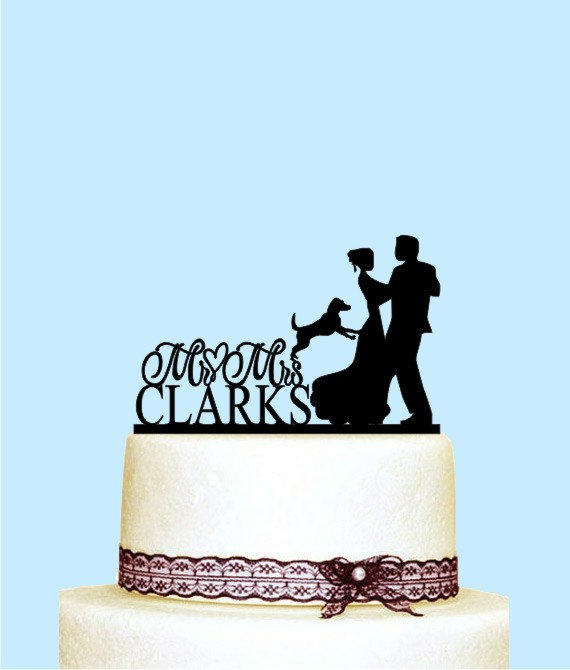 Hochzeit - Wedding Cake Topper with Dog, Wedding Cake Topper with Last Name, Cake Topper for Wedding, Mr and Mrs Cake Topper, Custom Last Name
