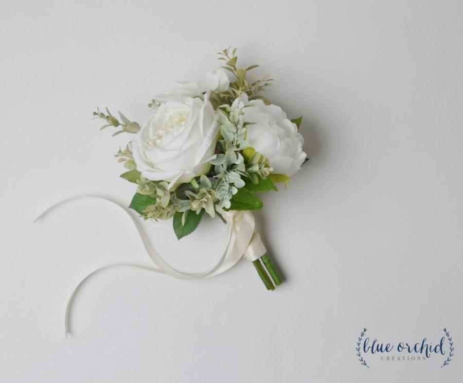 small wedding bouquet