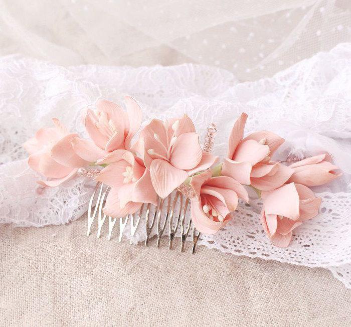 Hochzeit - Bridal Flower Comb, Wedding Hair Piece, Bridal Hair Accessories, Floral Comb, Flower Jewelry