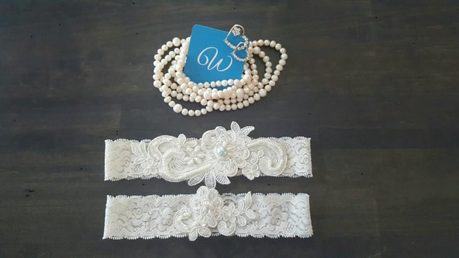 Mariage - Something Blue Antique White Lace Blue Pearl Wedding Garter Set