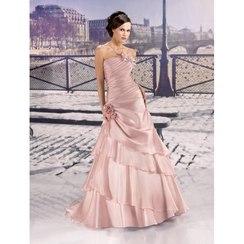 Wedding - Miss Paris, 133-15 rosybrown - Superbes robes de mariée pas cher 