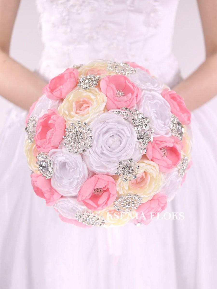 Mariage - Wedding Brooch Bouquet White Ivory Pink Fabric Bouquet Bridal Bouquet Jewelry Bouquet Bridesmaids Bouquet Broach Bouquet Ready to ship!