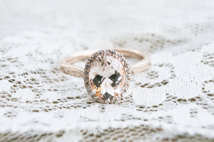 زفاف - Rose Gold Oval Morganite Diamond Halo Ring, Genuine Morganite Gemstone, 14k Rose Gold, Oval Morganite, Rose Gold Ring, Diamond Halo