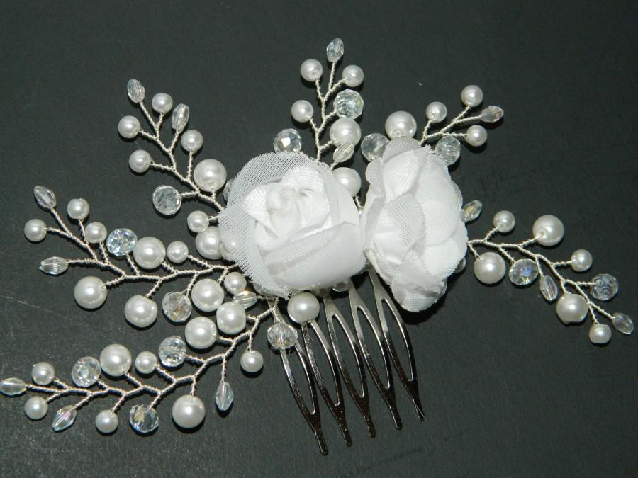 Hochzeit - Bridal White Flower Hair Comb Wedding Floral Hair Piece Pearl Crystal Hair Comb Bridal Headpiece Wedding Pearl Hair Jewelry Flowers Comb - $23.90 USD