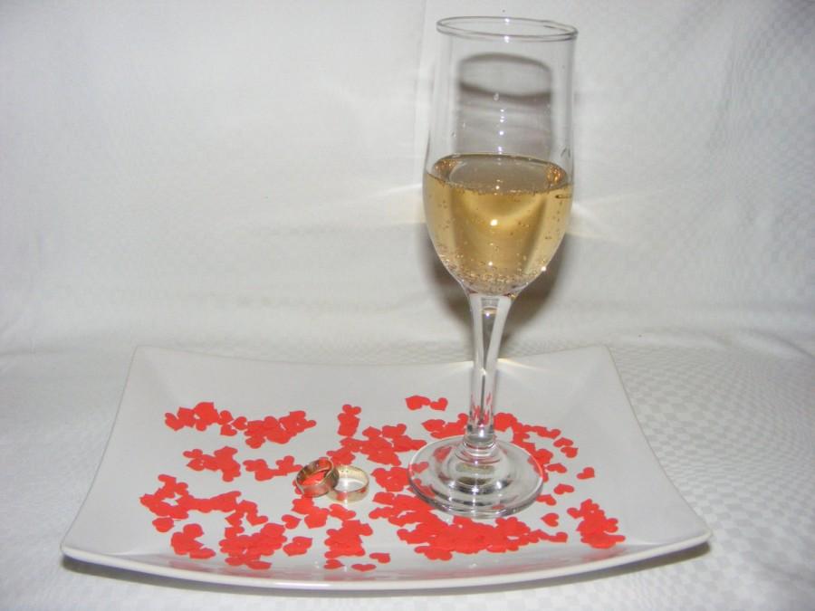 Hochzeit - Heart - Heart Confetti for wedding, VALENTINES DAY, engagement, confetti, table decoration