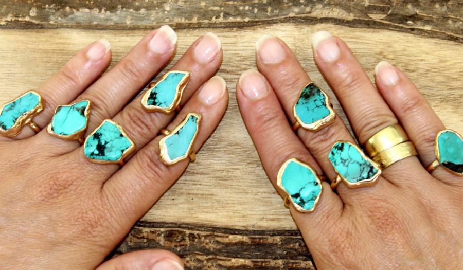 Hochzeit - Raw Stone Ring, Turquoise, Gold, Gift For Mom, Girlfriend, Raw Turquoise Ring, Stacking Ring, Turquoise Ring, Turquoise Jewelry, Boho Ring.