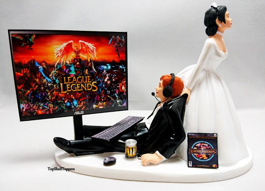 Hochzeit - Funny Wedding Cake Topper Custom LOL Video Gamer PC