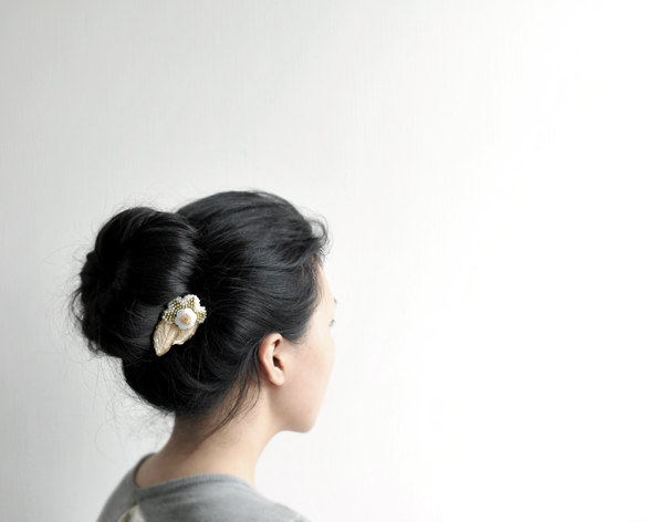 Mariage - Shining Star - bridal haircomb, golden style, flower and leaf