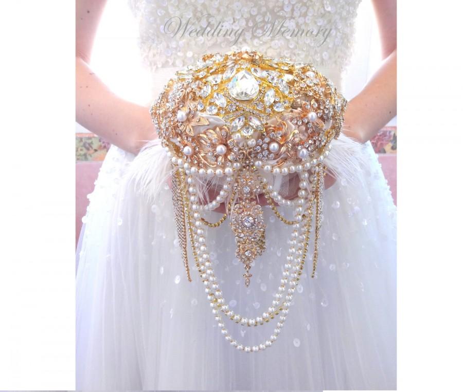 Wedding - BROOCH BOUQUET gold jewled with feathers. Great Gatsby inspired style for bride.