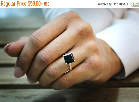 Hochzeit - Mother's day Sale - black onyx ring,delicate black ring,square black stone ring,black and silver ring,sterling silver ring