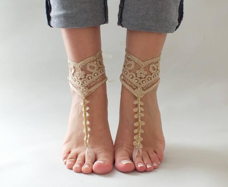 Mariage - Beach wedding barefoot sandals, Gold Leaf Lace wedding anklet, FREE SHIP, Footless sandles, Bohemian bride wedding gift bridesmaid sandals - $27.90 USD