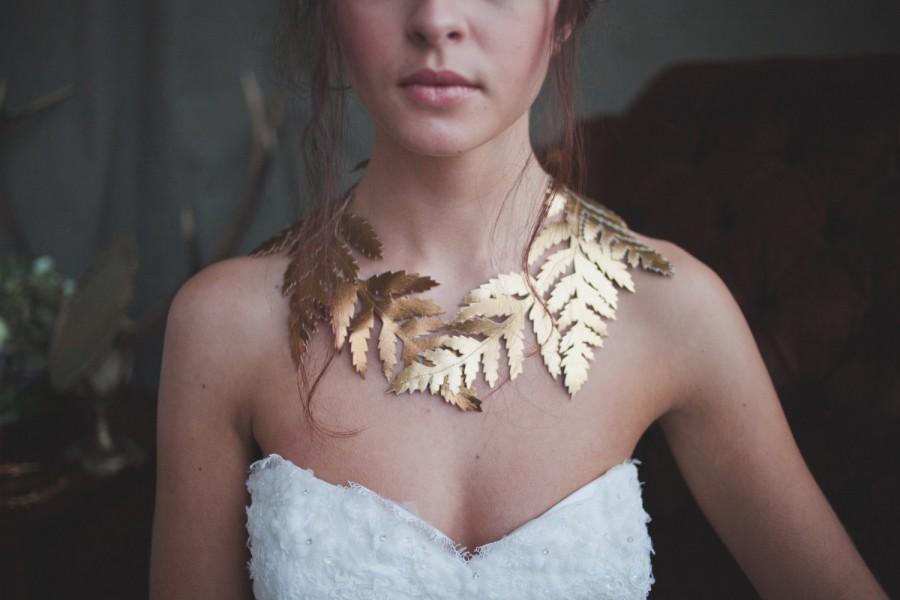 Wedding - Eugenie Collar