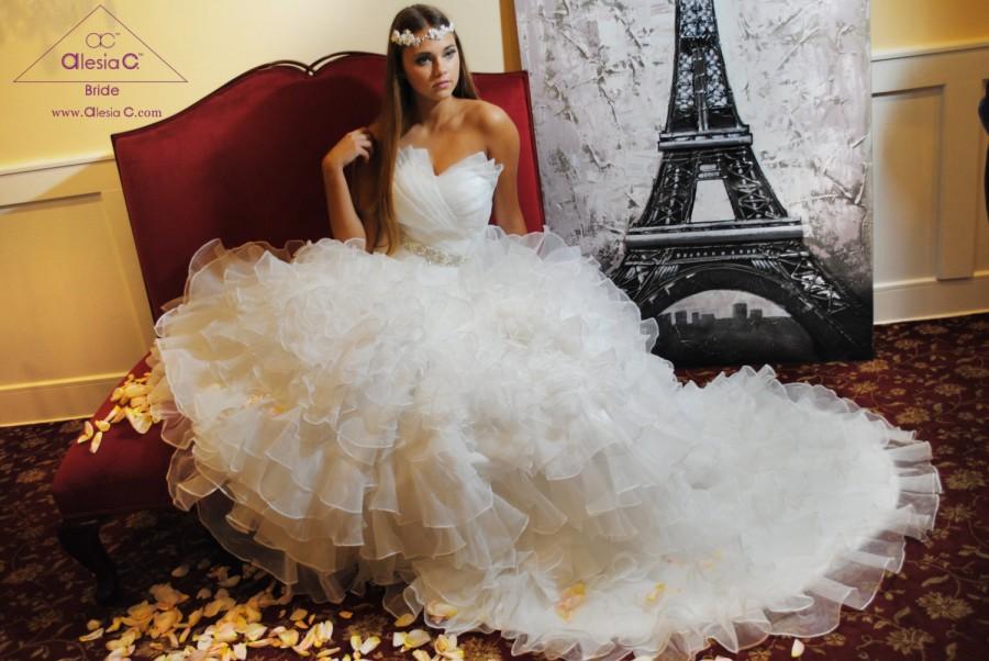 زفاف - Sweetheart Wedding Dress, Fit and Flair, Ruffled Organza Dress, Ruched Wedding Gown, Asymmetrical Wedding Couture Dress SOTELLA by Alesia C.