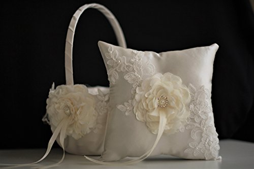 Mariage - Flower girl Basket / Wedding Ring Bearer Pillow Set Ivory Lace   Ivory Guest Book   Unity Candles & Champagne Glasses   Cake Serving Set