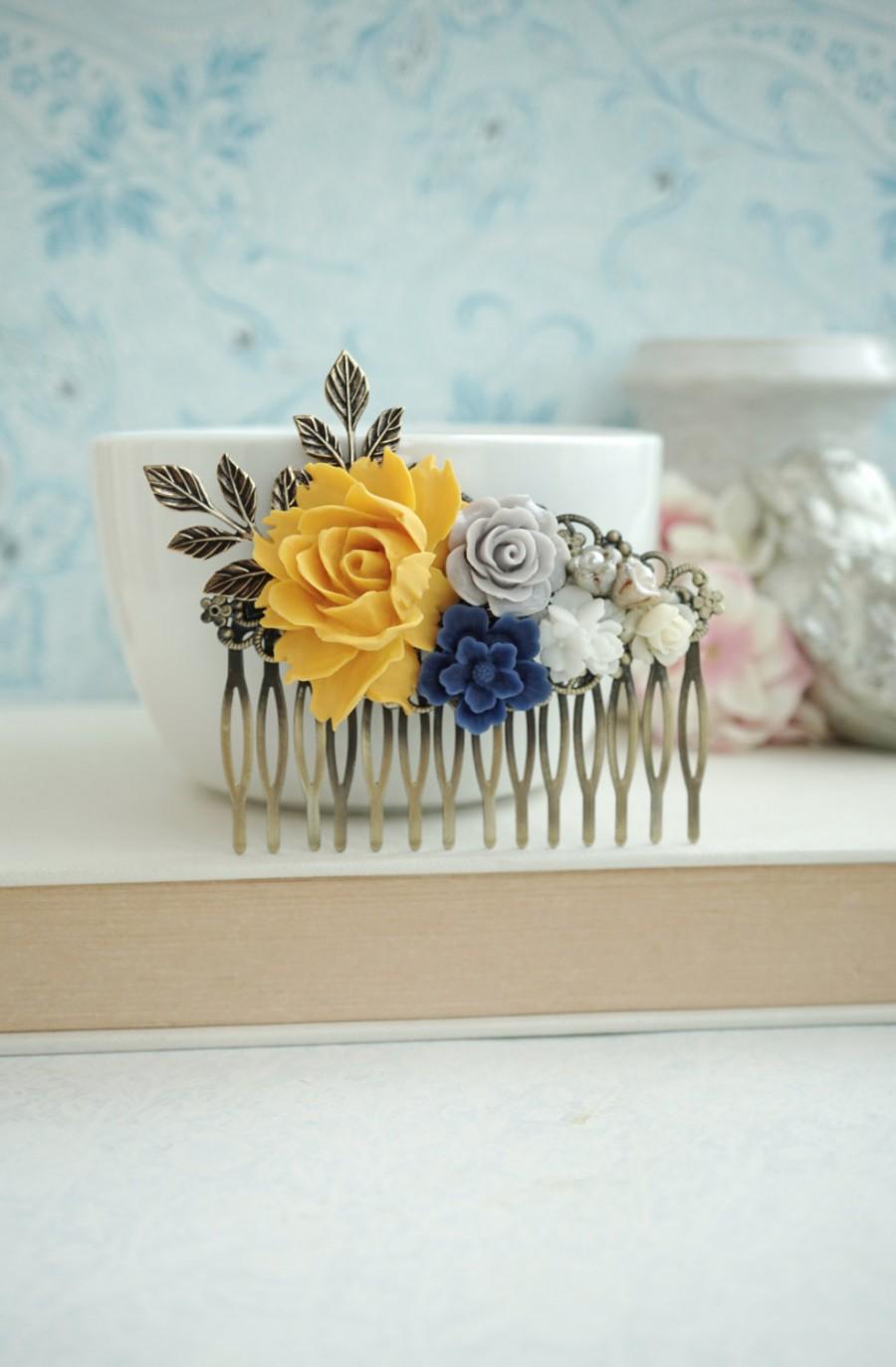 Hochzeit - Yellow, Grey Blue Wedding Large Comb. Large Yellow Rose, Blue Brass Leaf Hair Comb. Bridesmaid Gift. Blue and Grey Wedding. Yellow Wedding