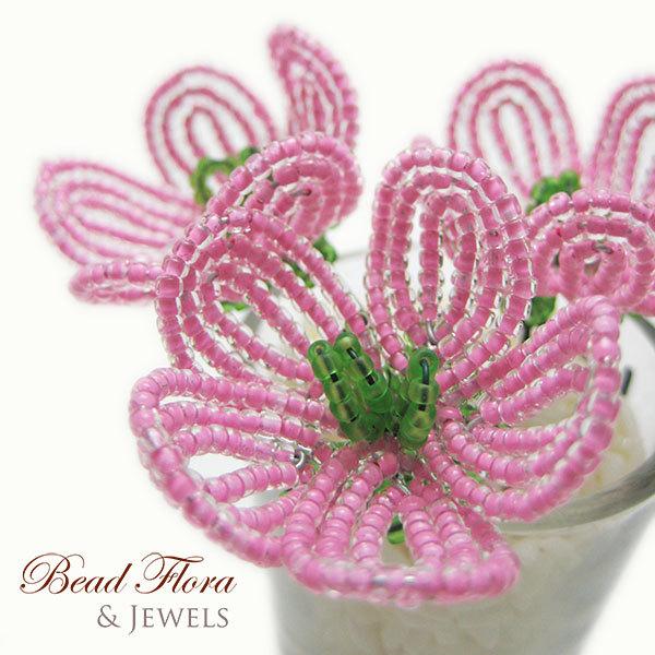 Hochzeit - cherry blossom pink beaded flower hair pins, French beaded flowers - bridal, bridesmaid, flower girl