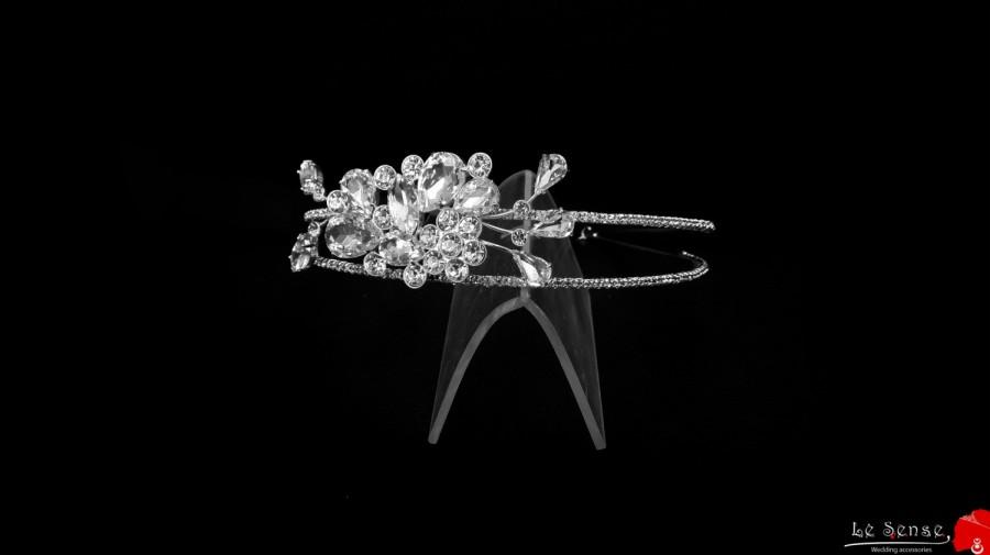 زفاف - Unique handmade wedding headband, bridal hair accessories ,tiara crown ,headpiece with side flower  inlaid with various shapes crystals