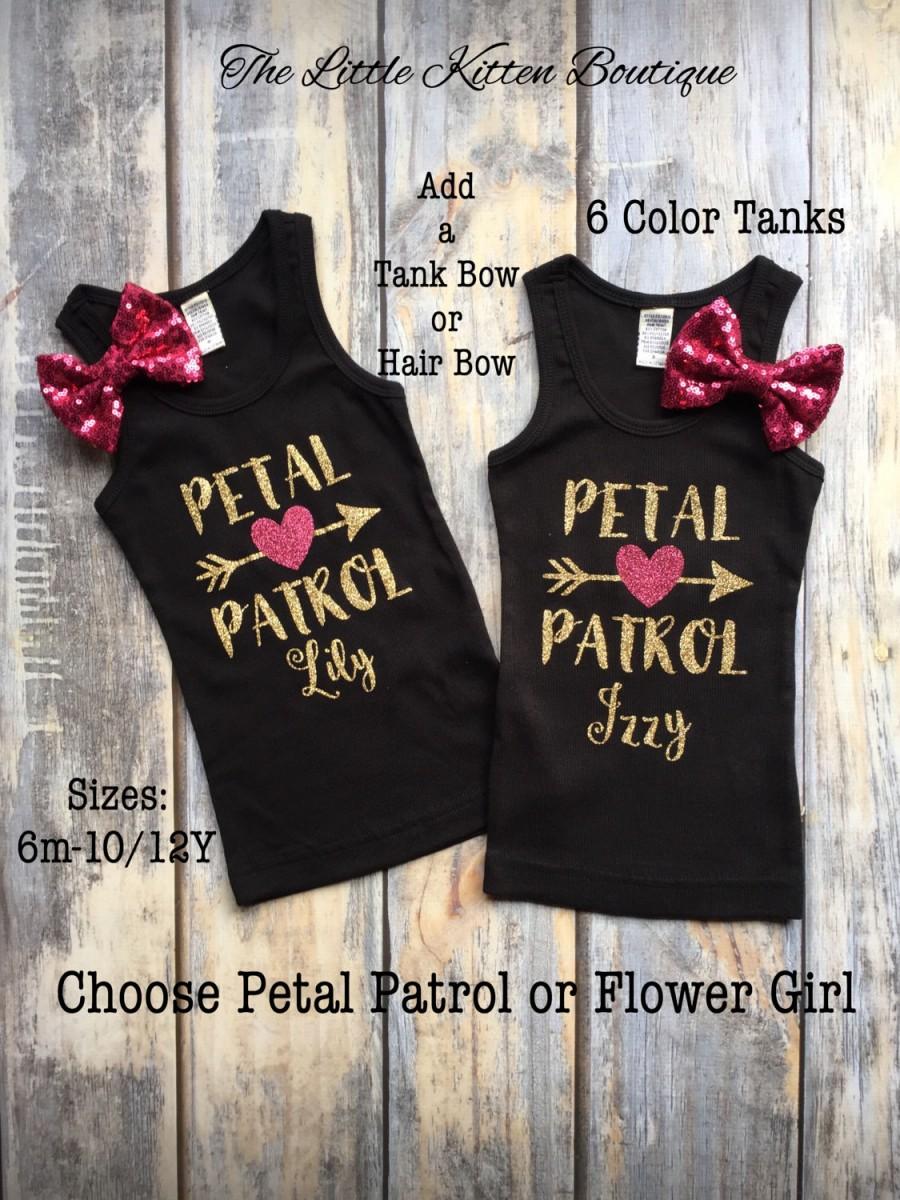 Mariage - Flower Girl Shirt, Flower Girl Dress, Petal Patrol Shirts, Bridal Party shirts, Flower Girls Tanks,  Flower Girl Outfit, Flower Girl Basket