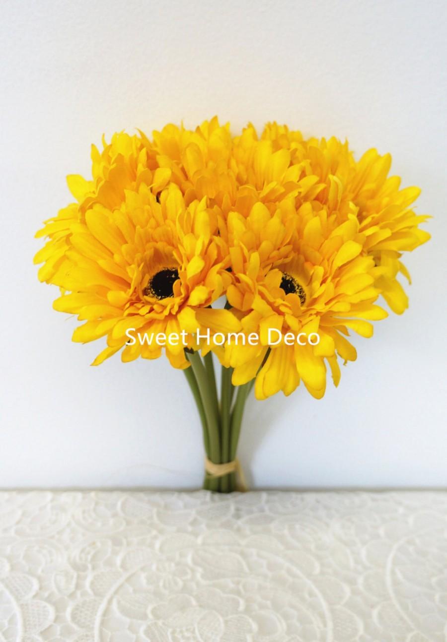 Mariage - JennysFlowerShop 13'' Silk Artificial Gerbera Daisy Bouquet Yellow (w/ 7 stems, 7 Flower Heads), Home/wedding Decorations
