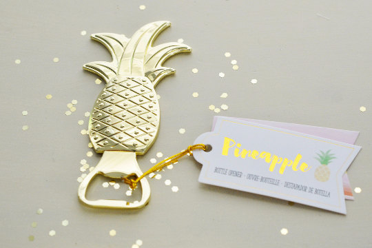 Hochzeit - Pineapple Bottle Opener in Gold, Wedding Favor, Bridesmaid Gifts