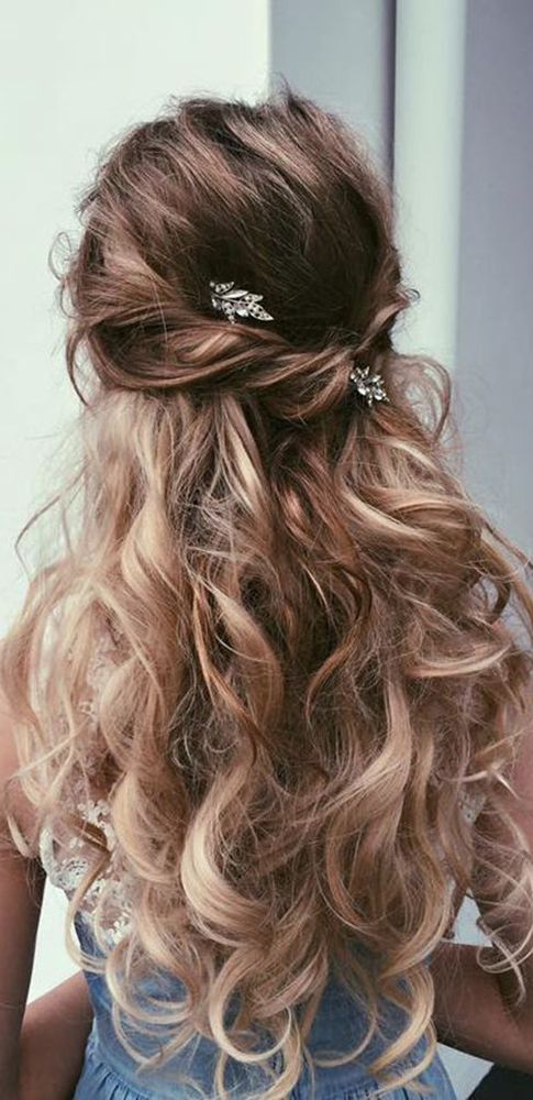 Свадьба - 30 Our Favorite Wedding Hairstyles For Long Hair