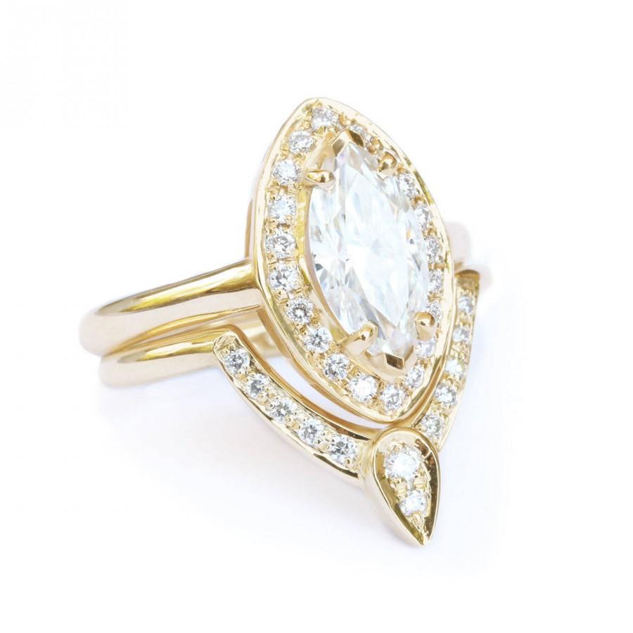 زفاف - Marquise Shaped Moissanite Unique Engagement Ring The 3rd eye with matching side band 14K White Gold Engagement Ring 