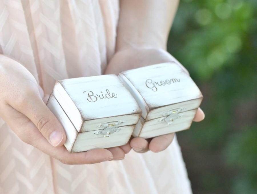 Hochzeit - Bride & Groom's ring boxes • rustic ring box set