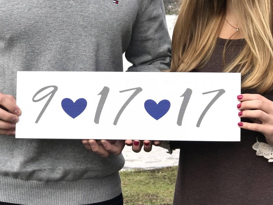 Hochzeit - Save The Date Sign, Engagement Signs, Wedding Date Sign, Wood Wedding Sign, Save The Date, Bridal Shower Gift, Custom Wood Wedding Signs,