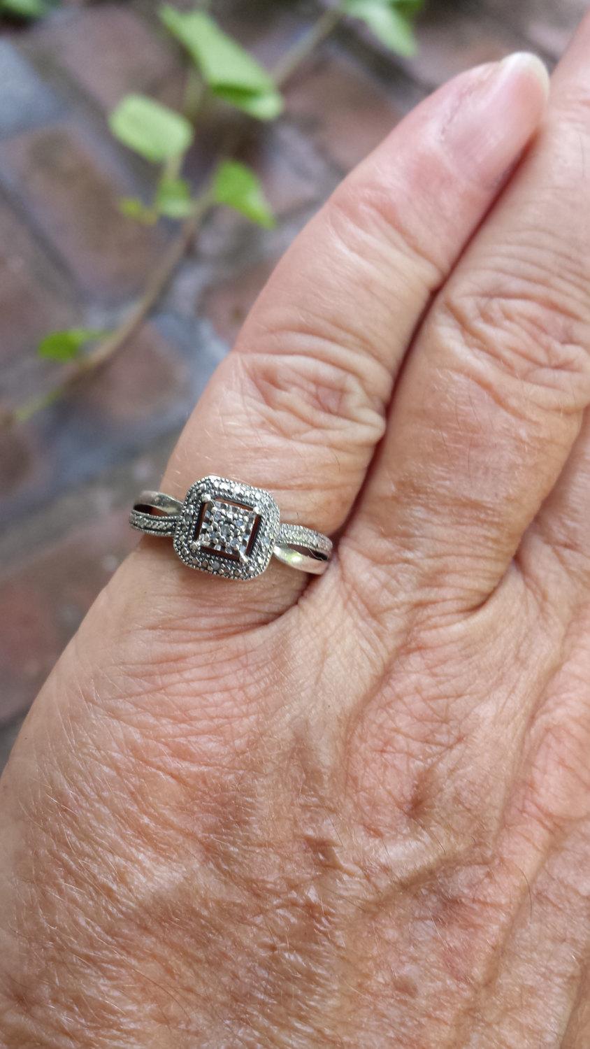 Mariage - diamond ring size 6 3/4 1980's genuine natural diamond princess shape beaded designer art deco engagement estate vintage sterling ring