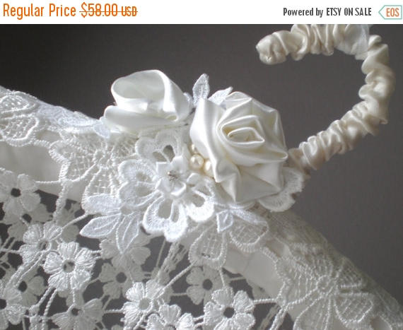 Mariage - ON SALE Lace Cascade Hanger. Bridal Padded Satin Victorian Style. Artisan Hand Made. Bridal Shower Gift. Venice Extra Wide Lace