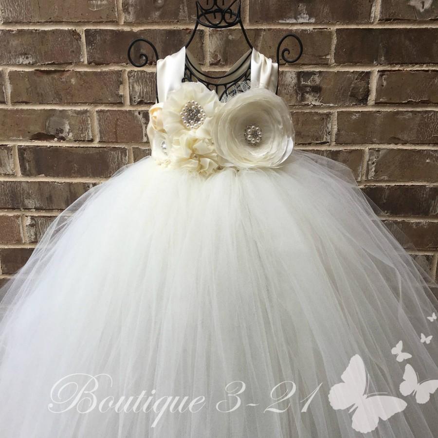 Hochzeit - Ivory Flower Girl Dress, Ivory Tutu Dress, Ivory Tulle Dress, Ivory Dress, Ivory Wedding, Ivory