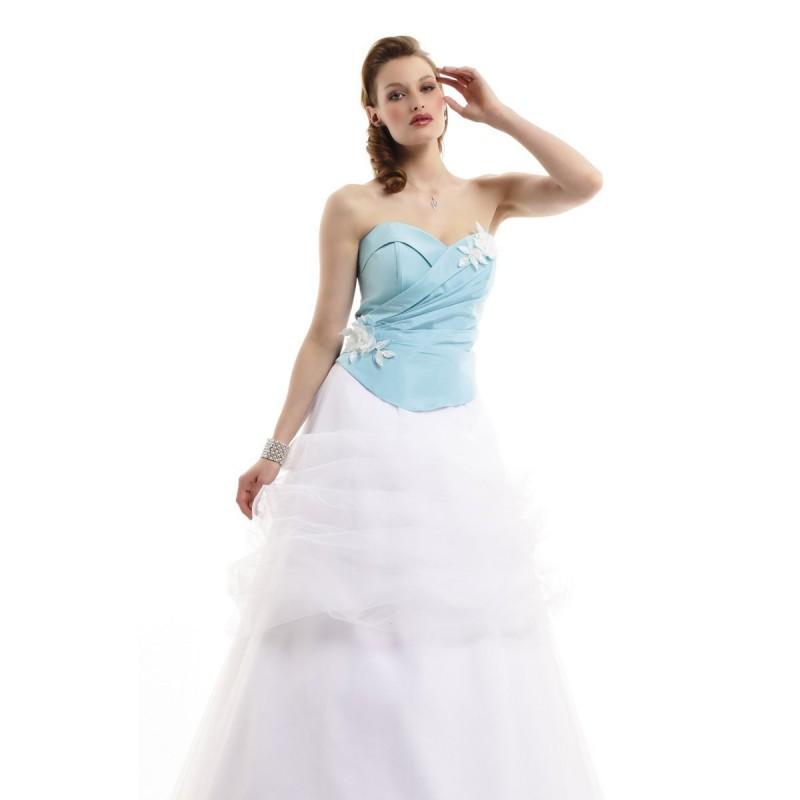 Mariage - Pia Benelli, Arome turquoise et blanc - Superbes robes de mariée pas cher 