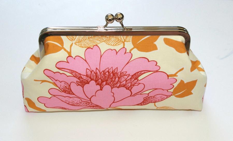 Mariage - Pink Wedding Bridesmaid Gift, Bridesmaid Clutch, Wedding Party Gifts,  Pink Peony Clutch Purse