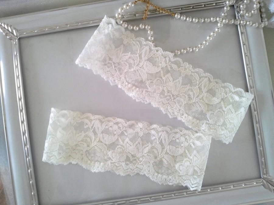 Hochzeit - SALE Plain Wedding Garter set, Ivory Bridal Garter, Lace garter, Ivory Garter Style #GS0015