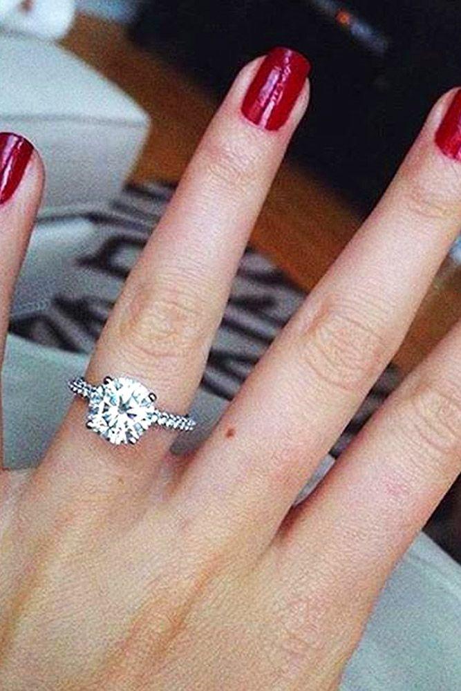 زفاف - 27 Simple Engagement Rings For Girls Who Loves Classics