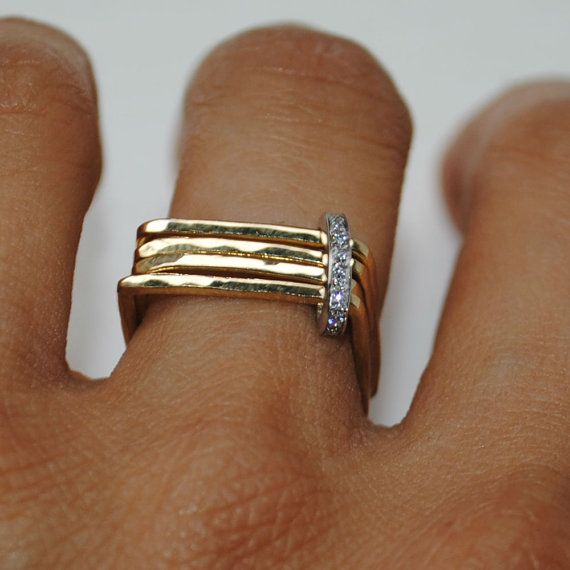 زفاف - CONTEMPORARY ENGAGEMENT RING - Square Band Engagement Ring-Diamonds Engagement Ring - Modern Engagement Ring- Diamonds Pave Engagement Ring