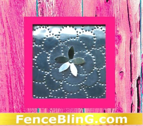 زفاف - Outdoor Wall Art Framed Metal Flower Fence Bling In Pink