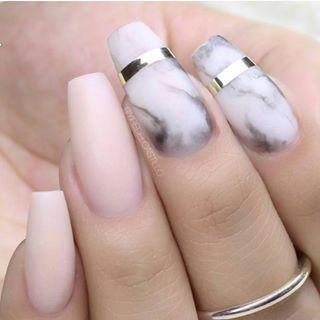 Wedding - This Is The Manicure You Should Get, Based On Your Astrological Sign