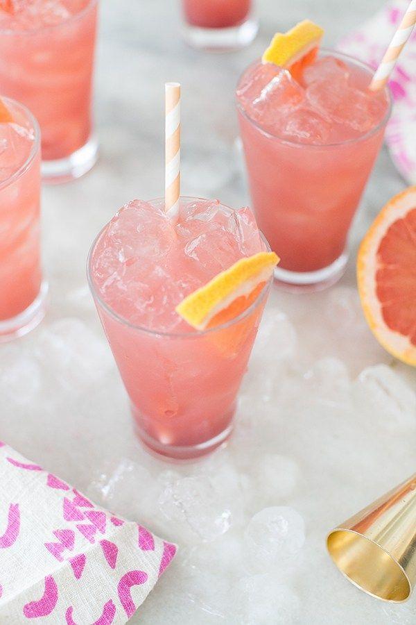 Hochzeit - Sparkling Grapefruit Bikini Cocktail