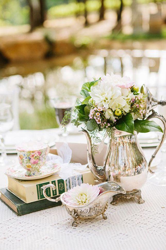 Mariage - 17 Chic Ways To Add Vintage Charm To Your Wedding